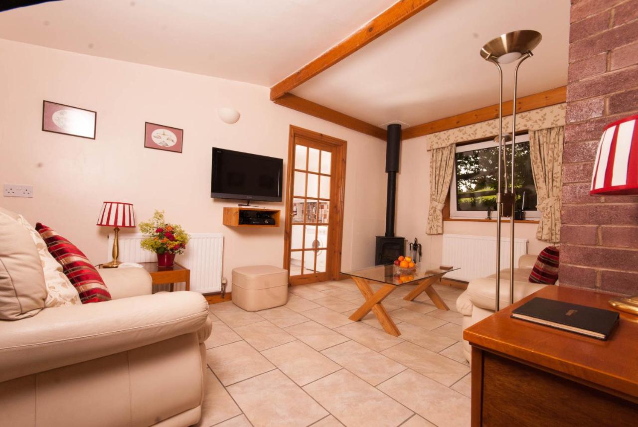 Greyfield Farm Cottages Farmborough Zewnętrze zdjęcie